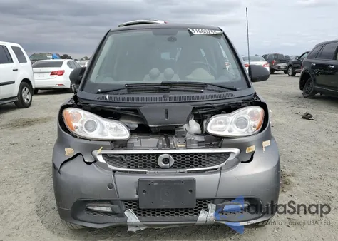 2015 Smart Fortwo z USA, uszkodzony, nr VIN WMEEJ9AA0FK834850